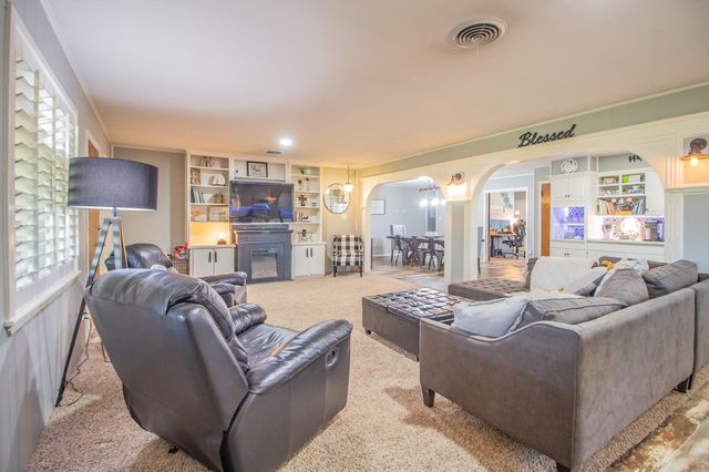 1603 E Reppto Street, Brownfield, TX 79316