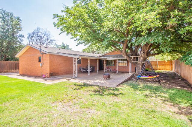 1603 E Reppto Street, Brownfield, TX 79316