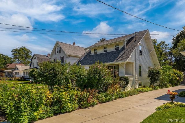 256 Maple Avenue, Hamburg, NY 14075