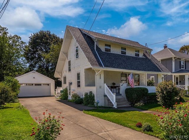 256 Maple Avenue, Hamburg, NY 14075
