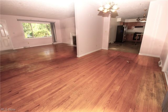 3256 Valley Forge Drive, Brunswick, OH 44212