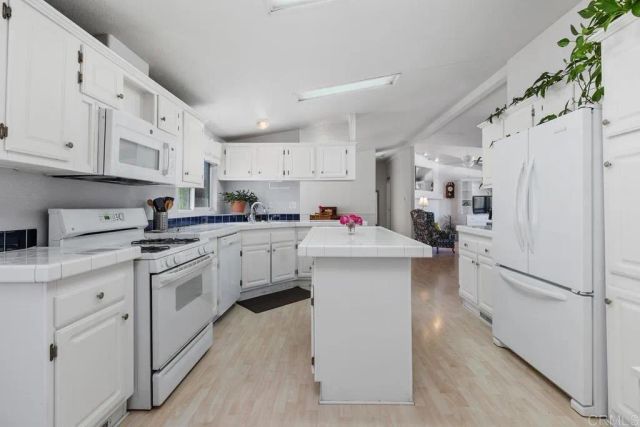 1401 El Norte Parkway 219, San Marcos, CA 92069
