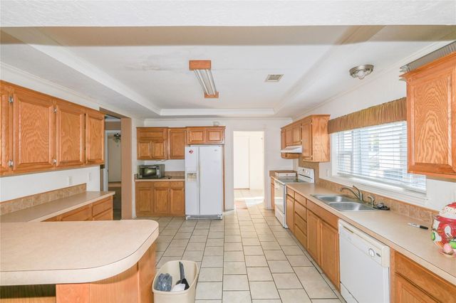 174 W Creek, Trinity, TX 75862