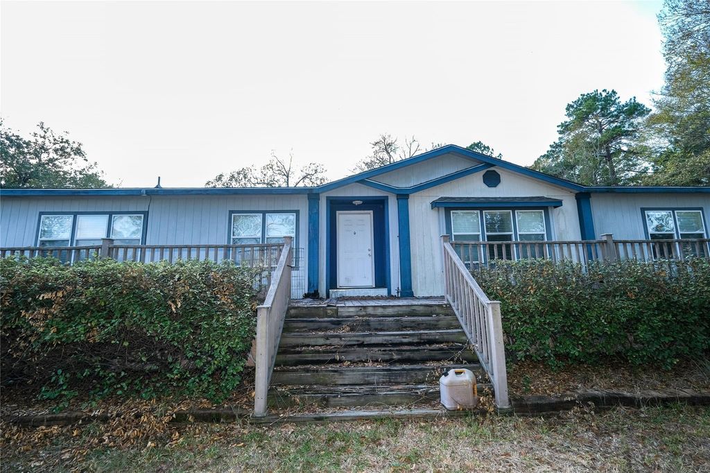 174 W Creek, Trinity, TX 75862