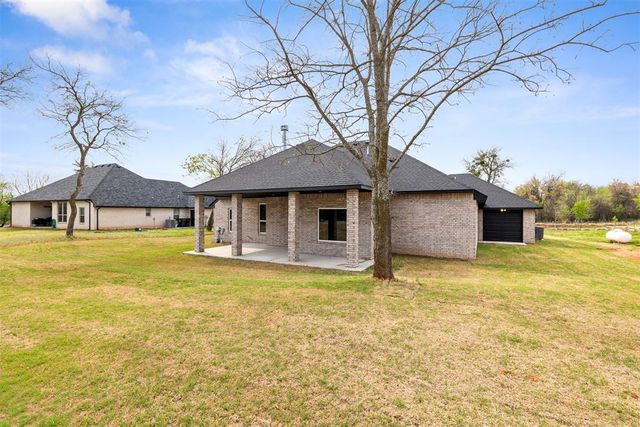 2412 County Road 1240, Blanchard, OK 73010