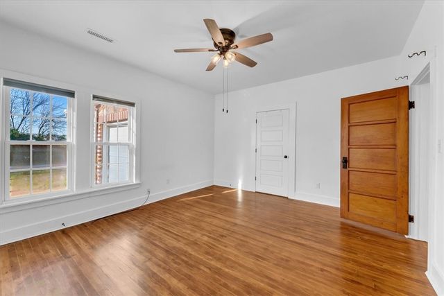 609 S Main Avenue, Lincoln, AR 72744