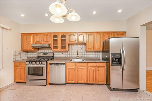 8481 127th Street, Kew Gardens, NY 11415