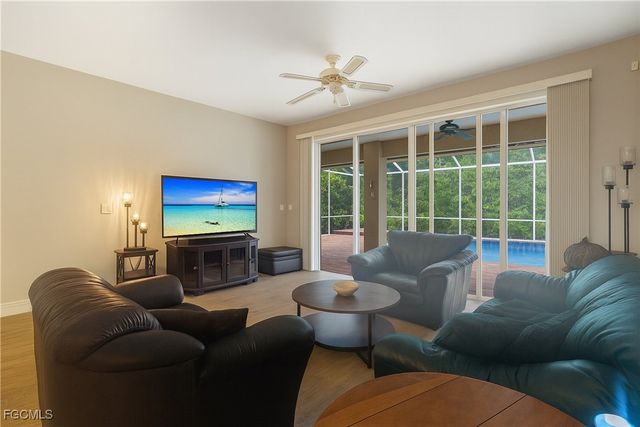 7750 Cameron CIR, Fort Myers, FL 33912