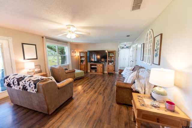 328 FM 900, Mt Vernon, TX 75457