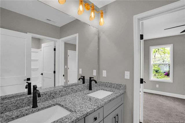 610 N Main St Street, Raeford, NC 28376