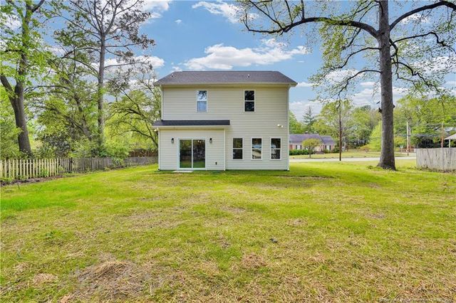610 N Main St Street, Raeford, NC 28376