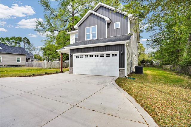 610 N Main St Street, Raeford, NC 28376