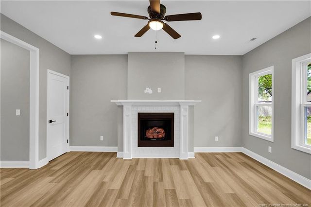 610 N Main St Street, Raeford, NC 28376