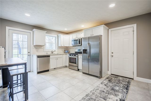 1326 Manitou Rd, Greece, NY 14468