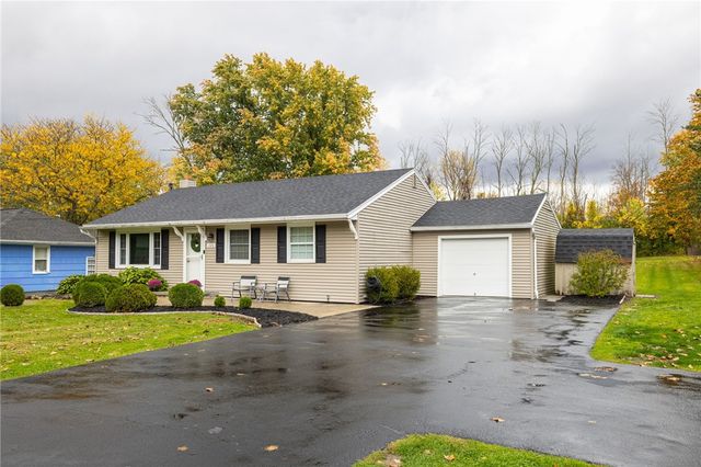 1326 Manitou Rd, Greece, NY 14468