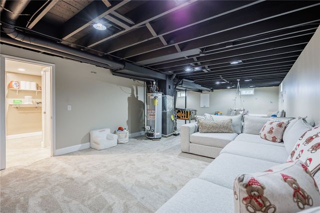 1326 Manitou Rd, Greece, NY 14468