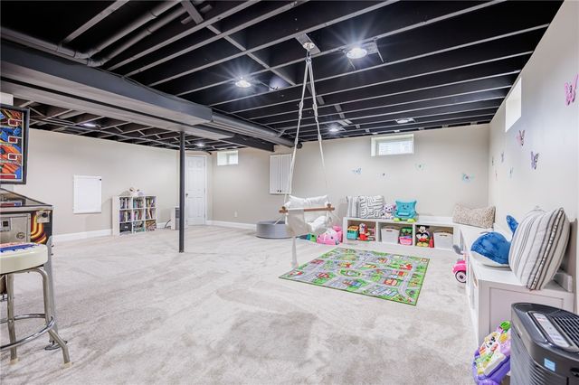 1326 Manitou Rd, Greece, NY 14468