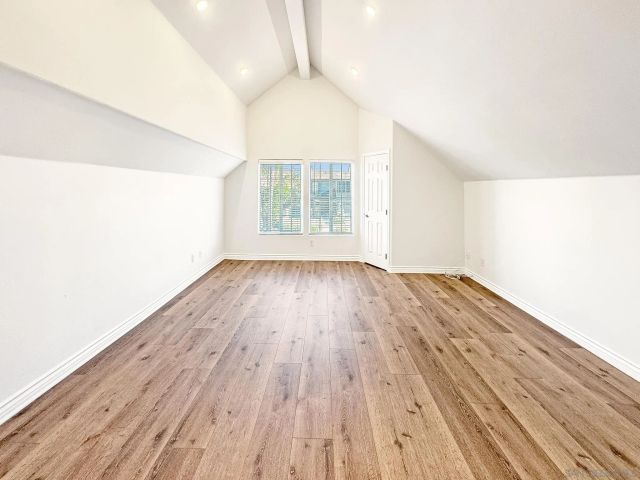 25521 Alisal Ave, Laguna Hills, CA 92653