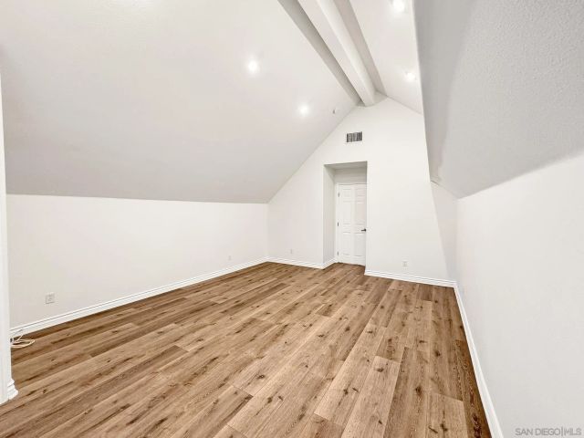 25521 Alisal Ave, Laguna Hills, CA 92653