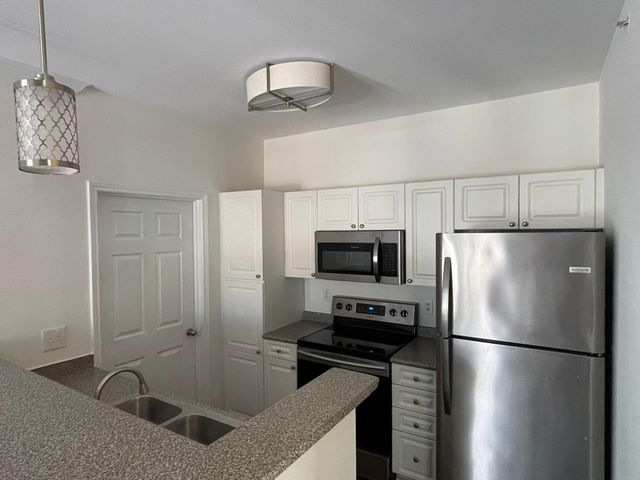 130 River Landing Drive 9320, Charleston, SC 29492