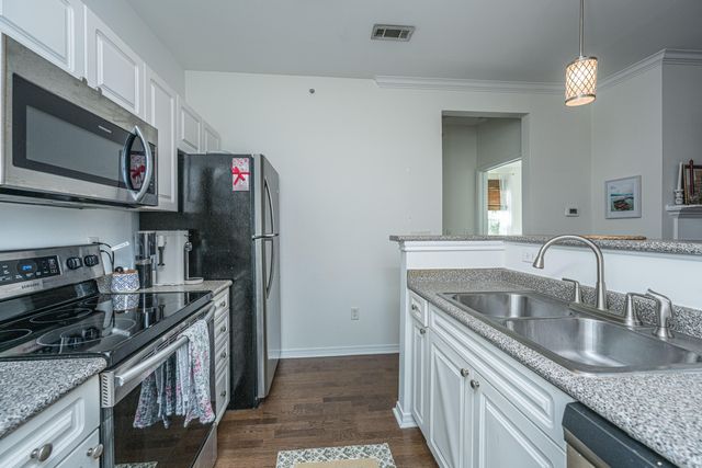 130 River Landing Drive 9320, Charleston, SC 29492