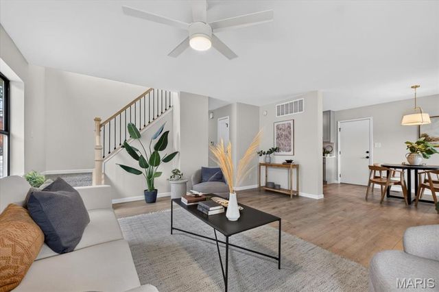 1315 Montrose Avenue, St Louis, MO 63104