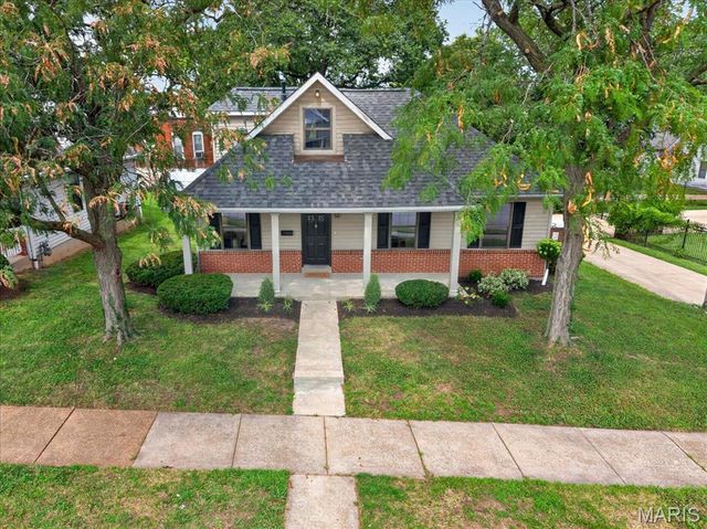 1315 Montrose Avenue, St Louis, MO 63104
