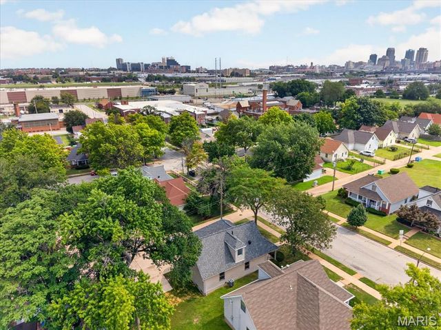 1315 Montrose Avenue, St Louis, MO 63104