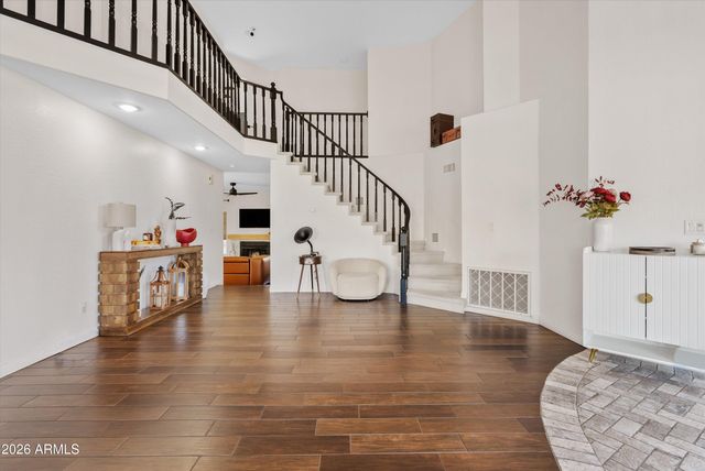 5773 W SHANNON Street, Chandler, AZ 85226