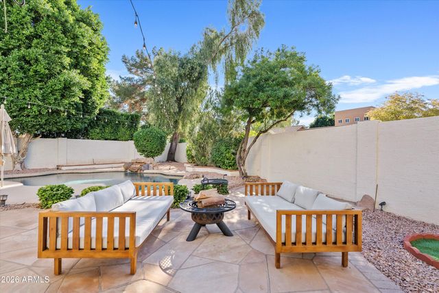 5773 W SHANNON Street, Chandler, AZ 85226