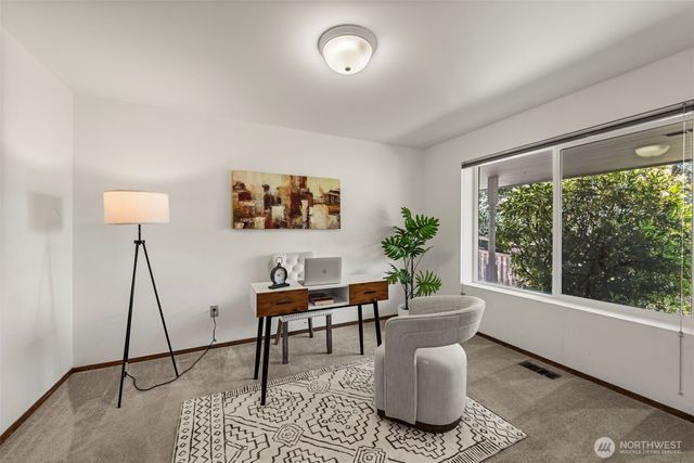 14901 SE 47th Place, Bellevue, WA 98006