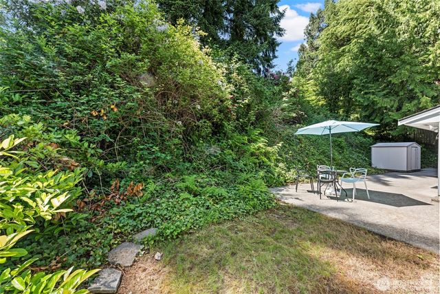 14901 SE 47th Place, Bellevue, WA 98006