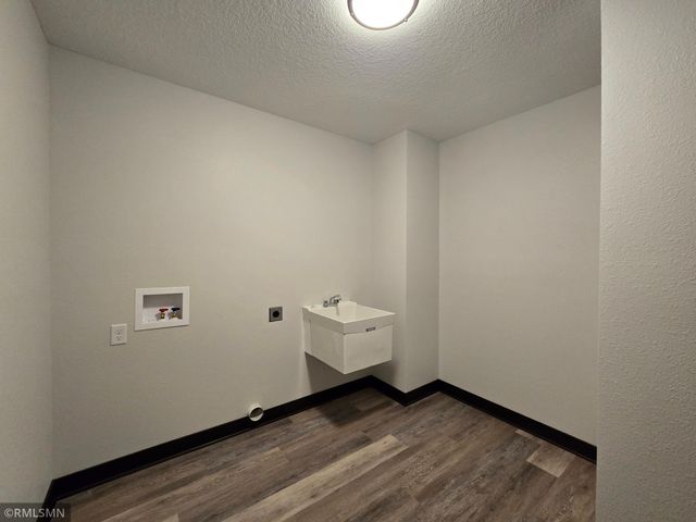 201 Juniper Lane NW, Montgomery, MN 56069