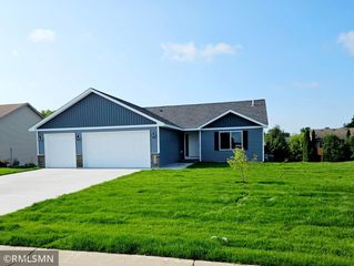 201 Juniper Lane NW, Montgomery, MN 56069