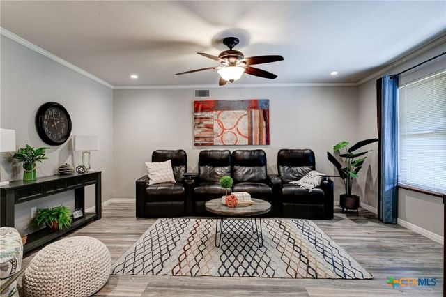 1327 Sea Breeze, New Braunfels, TX 78130