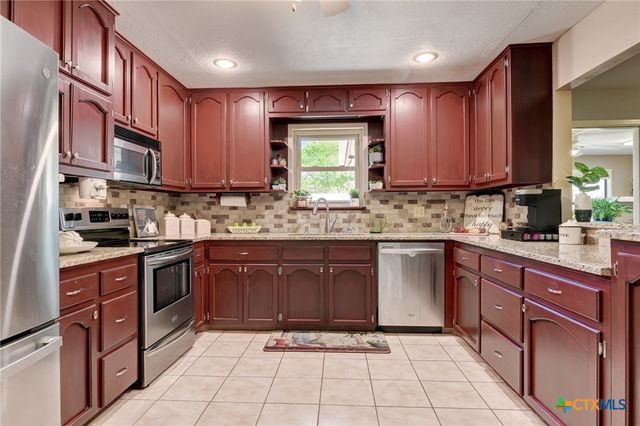 1327 Sea Breeze, New Braunfels, TX 78130