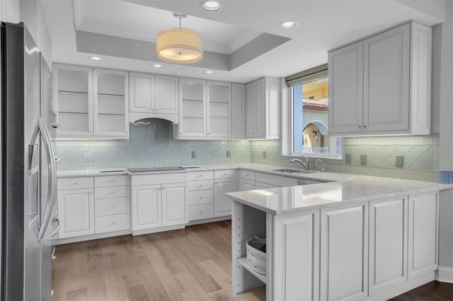 555 5TH AVENUE NE 273, St Petersburg, FL 33701