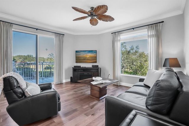 555 5TH AVENUE NE 273, St Petersburg, FL 33701