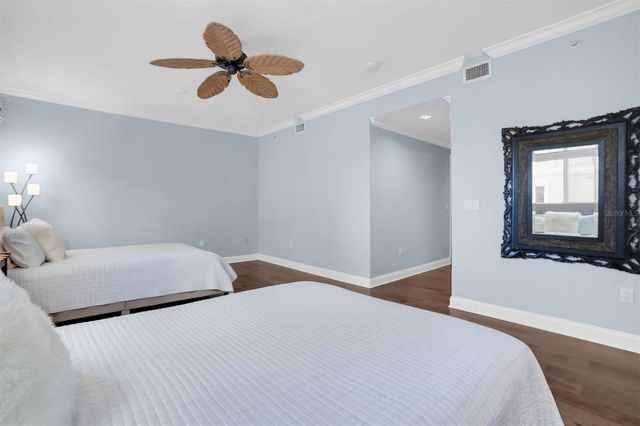 555 5TH AVENUE NE 273, St Petersburg, FL 33701