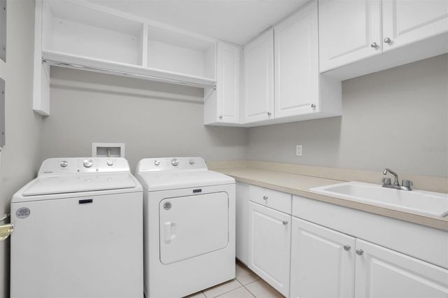 555 5TH AVENUE NE 273, St Petersburg, FL 33701