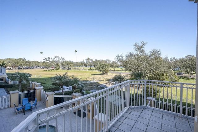 555 5TH AVENUE NE 273, St Petersburg, FL 33701