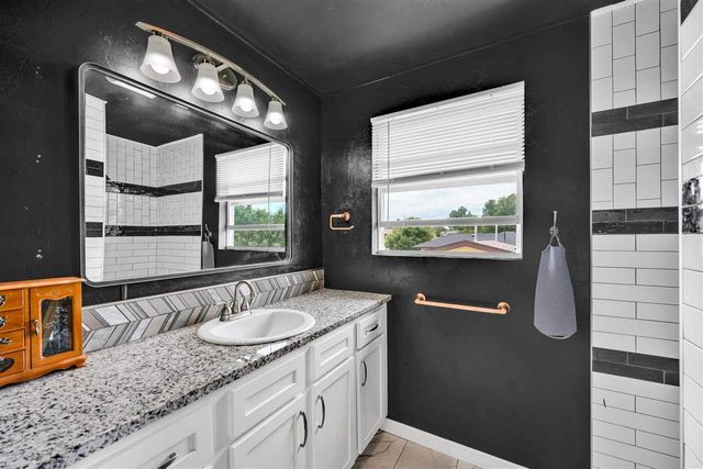 6607 NW Ferris Ave, Lawton, OK 73505