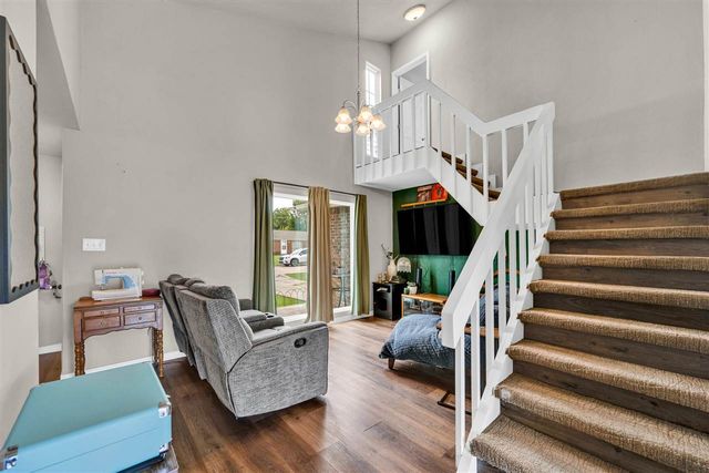 6607 NW Ferris Ave, Lawton, OK 73505