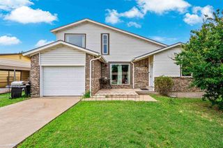 6607 NW Ferris Ave, Lawton, OK 73505