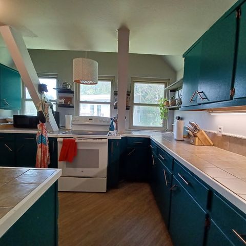 155 S Silver Creek, Kerrville, TX 78028