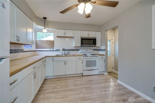 2512 Olson Drive, Dayton, OH 45420