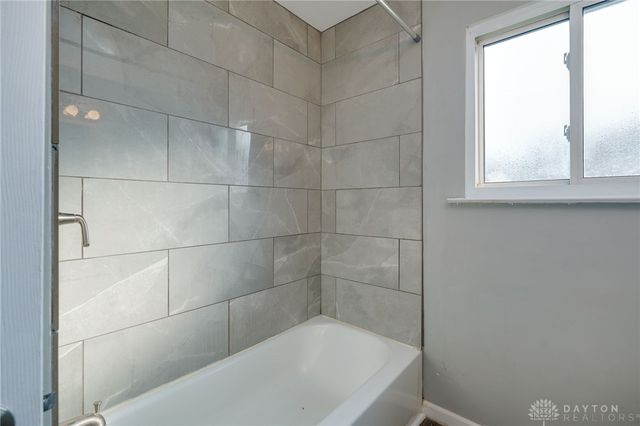 2512 Olson Drive, Dayton, OH 45420