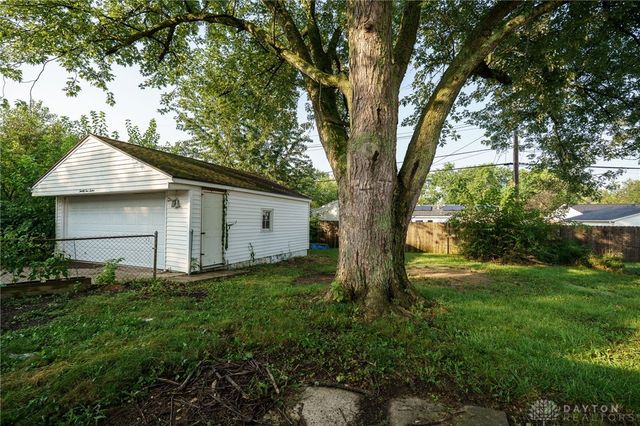 2512 Olson Drive, Dayton, OH 45420