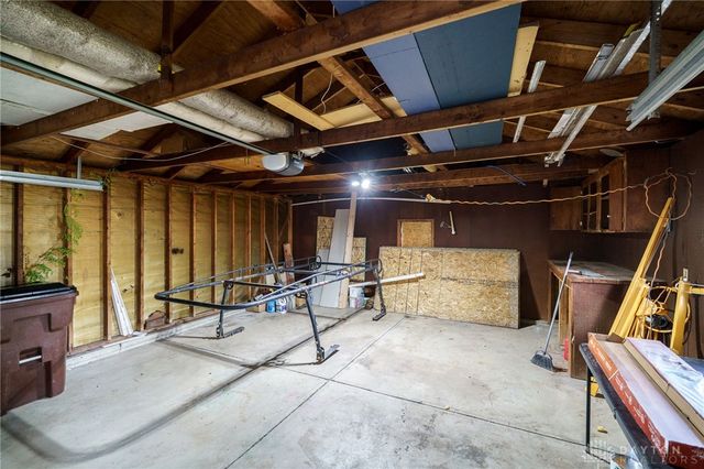 2512 Olson Drive, Dayton, OH 45420