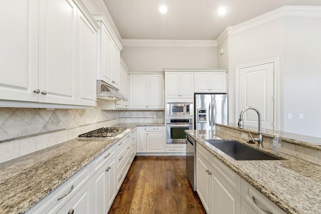 4142 Woodwind Lane, Houston, TX 77025